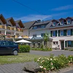 Hotell Schend 3*